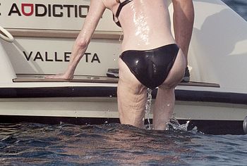 Melanie Griffith nude