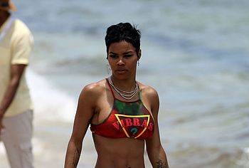 Teyana Taylor nude