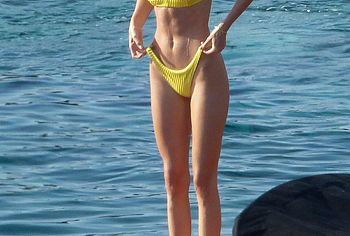 Kendall Jenner nude