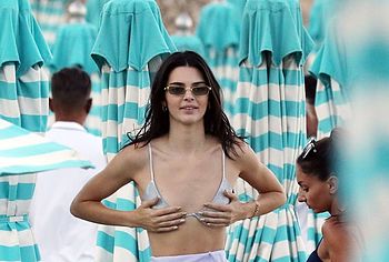Kendall Jenner nude