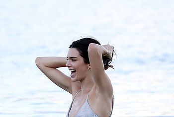 Kendall Jenner nude