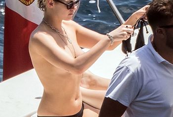 Kristen Stewart nude