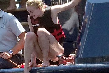 Sophie Turner nude