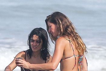 Gisele Bundchen nude