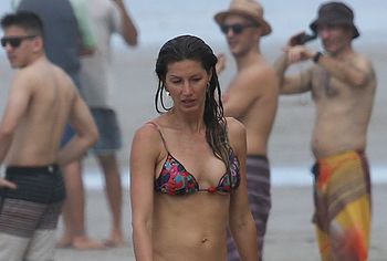 Gisele Bundchen nude
