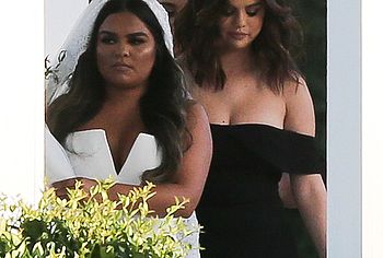 Selena Gomez nude