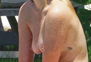 Sophie Turner Nude