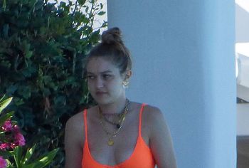 Gigi Hadid And Mary Butler nude