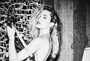 Miley Cyrus Nude