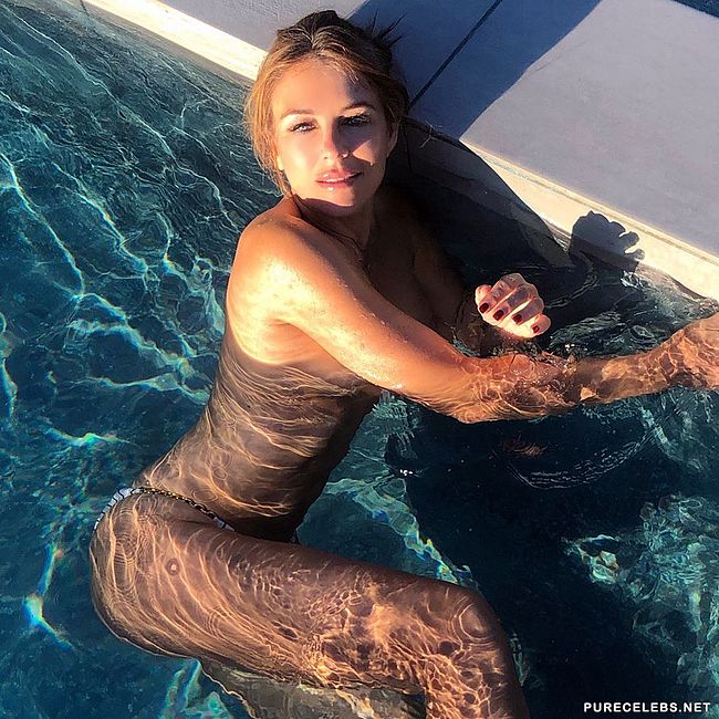 Elizabeth Hurley nude