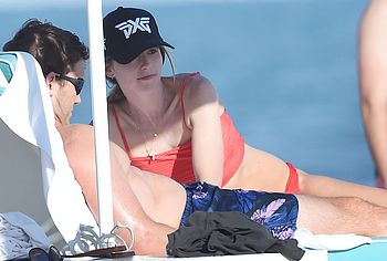 Katherine Schwarzenegger nude