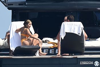 Nathalie Emmanuel & Vanessa Hudgens nude