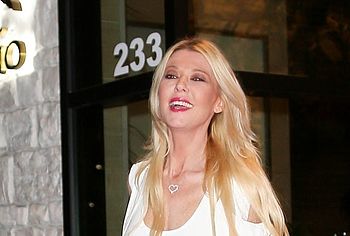 Tara Reid nude