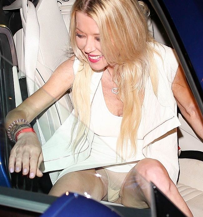 Tara Reid nude