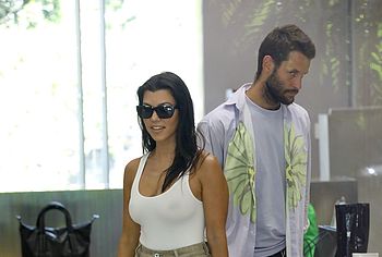 Kourtney Kardashian nude