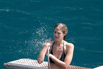 Hannah Bagshawe nude