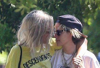 Kristen Stewart & Dylan Meyer nude