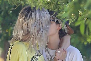 Kristen Stewart & Dylan Meyer nude