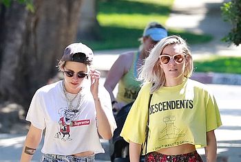 Kristen Stewart & Dylan Meyer nude