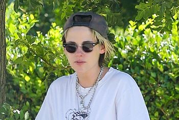 Kristen Stewart & Dylan Meyer nude