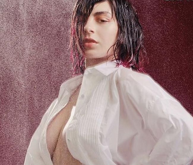 Charli XCX nude