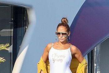 Jennifer Lopez nude