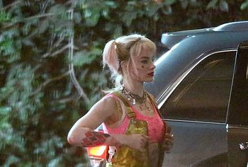Margot Robbie nude