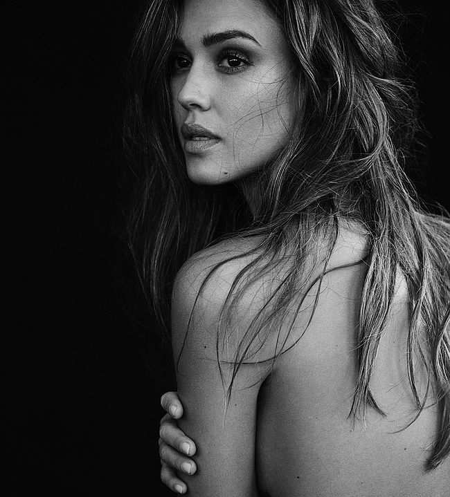 Jessica Alba nude