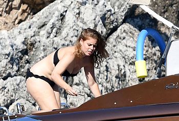 Princess Beatrice Of York nude