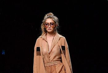 Gigi Hadid nude