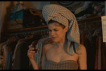 Alexandra Daddario nude