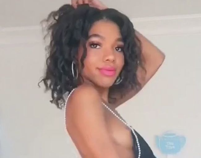 Teala Dunn nude