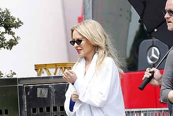 Kylie Minogue nude