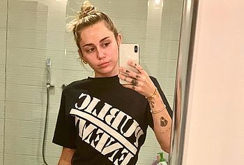 Miley Cyrus nude