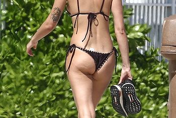 Isabeli Fontana nude