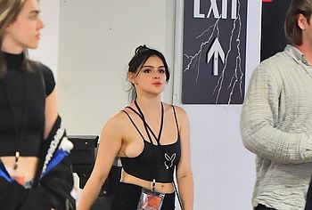 Ariel Winter nude