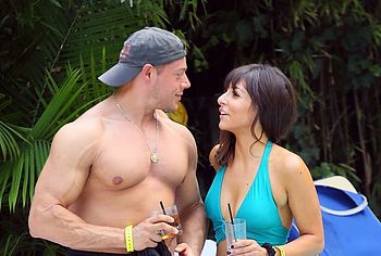 Roxanne Pallett nude