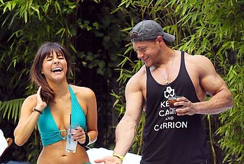 Roxanne Pallett nude