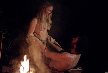 Dominique Swain nude