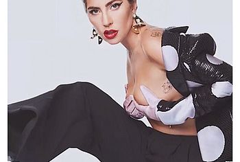 Lady Gaga nude
