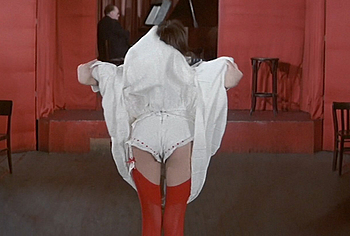 Jane Levy & Juno Temple Nude