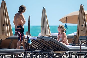 Claudine De Matos nude