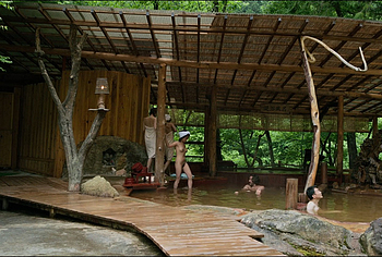 Alicia Vikander & Riley Keough Nude