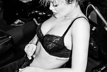 Rita Ora nude