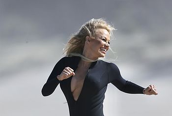 Pamela Anderson nude