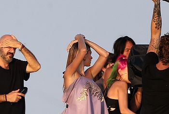 Hailey Bieber-Baldwin nude