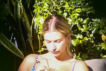 Hailey Bieber-Baldwin nude