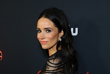 Abigail Spencer nude