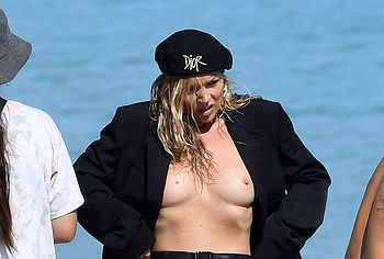 Kate Moss nude