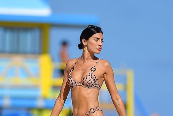 Nicole Williams nude